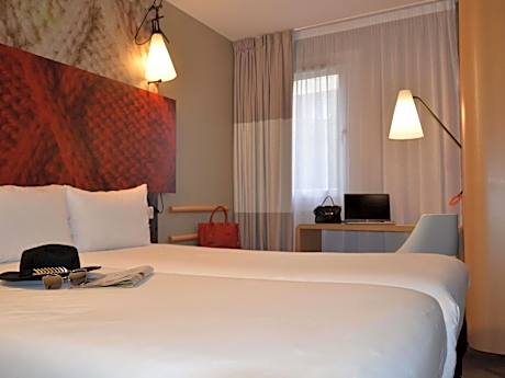 ibis Melun