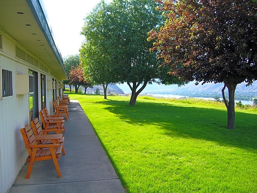 Hospitality Inn