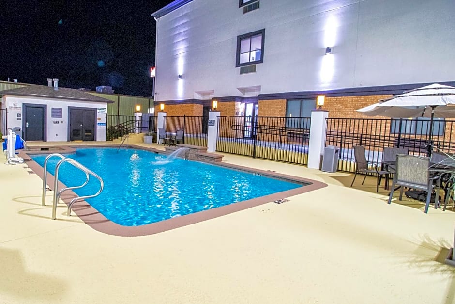 Comfort Inn & Suites