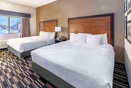 Queen Room with Two Queen Beds - Non-Smoking