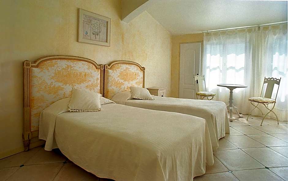 Château de Floure - SPA et piscine extérieure chauffée