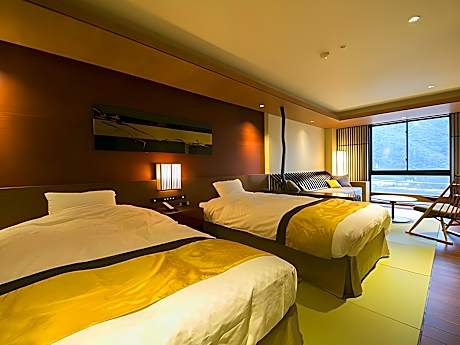 Premium Room with River View - Non-Smoking