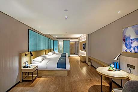 Dossen - Deluxe Bed Room