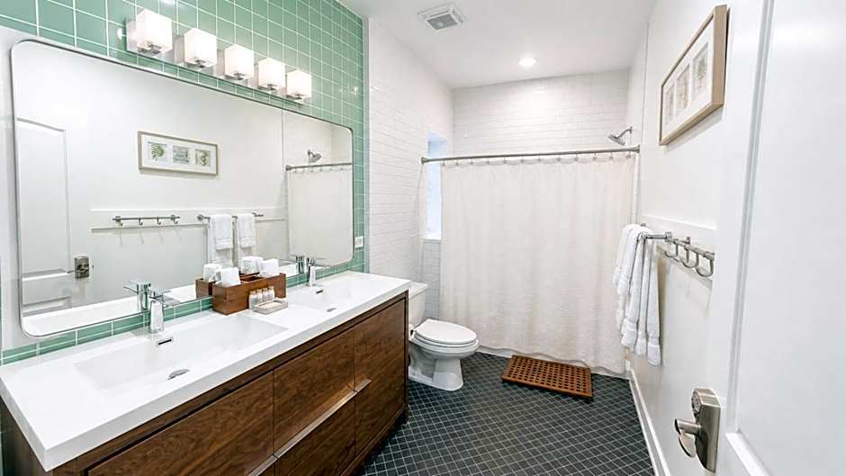 House 5863- Chicago'S Premier Bed And Breakfast