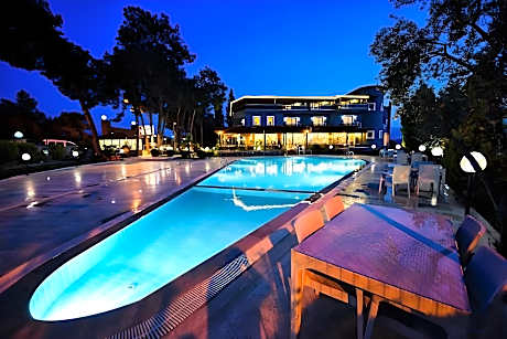 Pamukkale Whiteheaven Suite Hotel