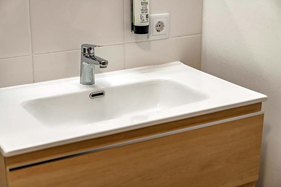 APSTAY Eggenberg I Self Check-in I Parking option