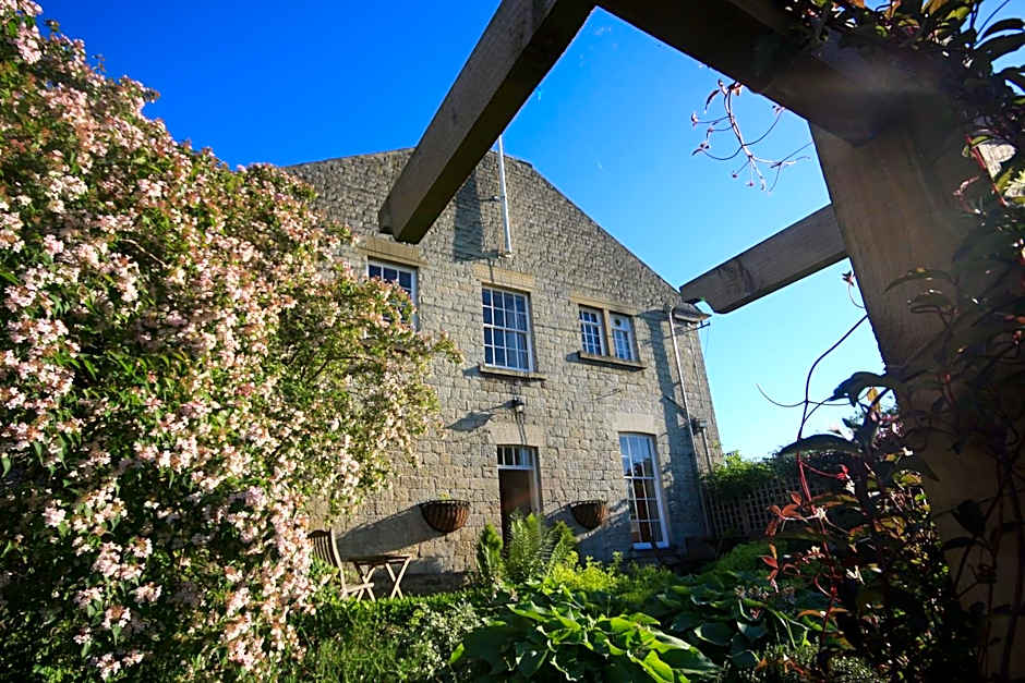 Worsley Arms Hotel