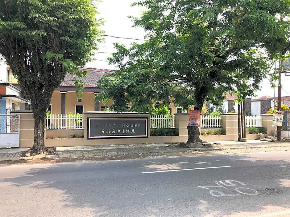 Guest House Shafira Syariah RedPartner