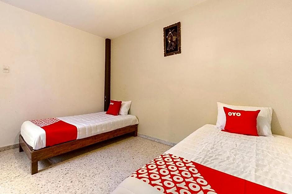 OYO Hotel Emperador