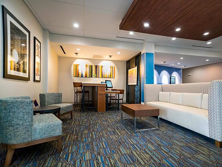 Holiday Inn Express & Suites Southaven Central - Memphis By IHG