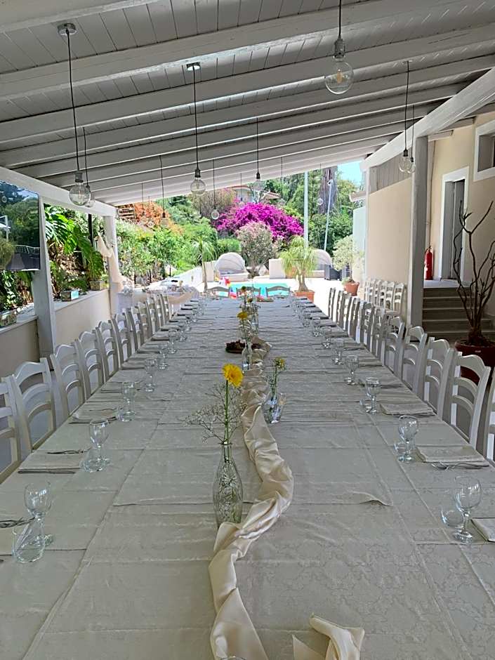 HOTEL MERCURIO SUL MARE - Fish restaurant and private beach