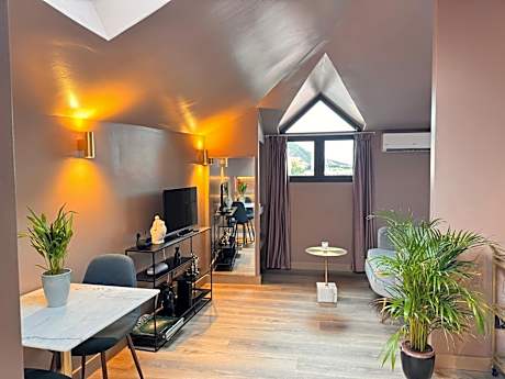 Standard Apartment (Adjacent Building)