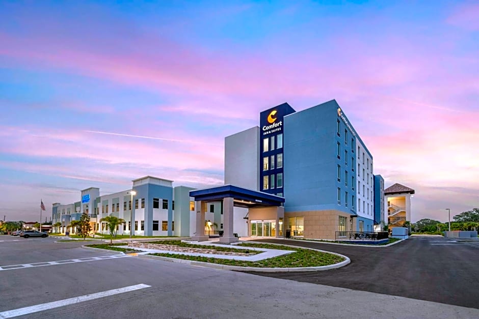 Comfort Inn & Suites New Port Richey Downtown District
