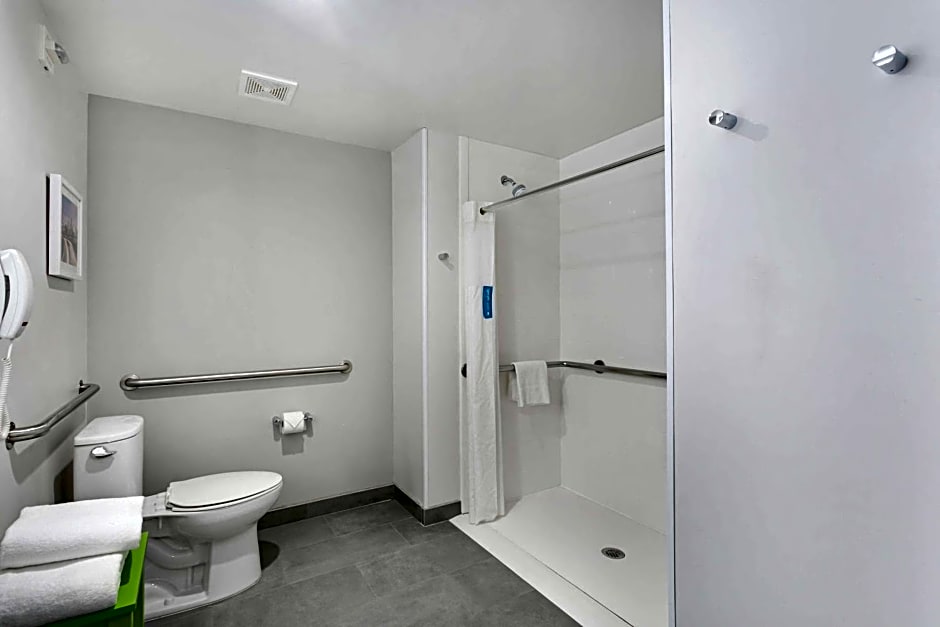 Hampton Inn By Hilton Houston-Pearland