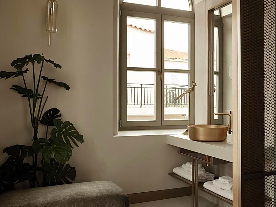 Domus Blanc Boutique Hotel