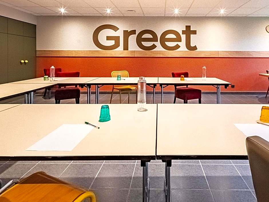 greet Hotel Massieux Lyon Nord