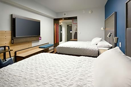Queen Room with Two Queen Beds