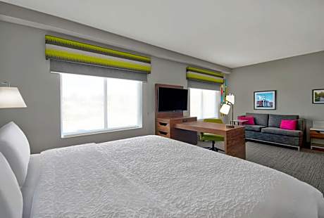 King Room W Microwave And Fridge