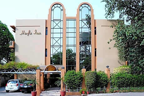 Herfa INN Hotel Lahore