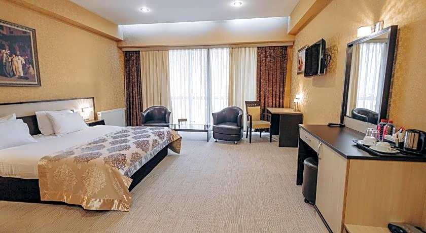 Days Hotel Baku