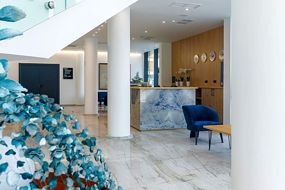 Blue Star Luxury Hotel