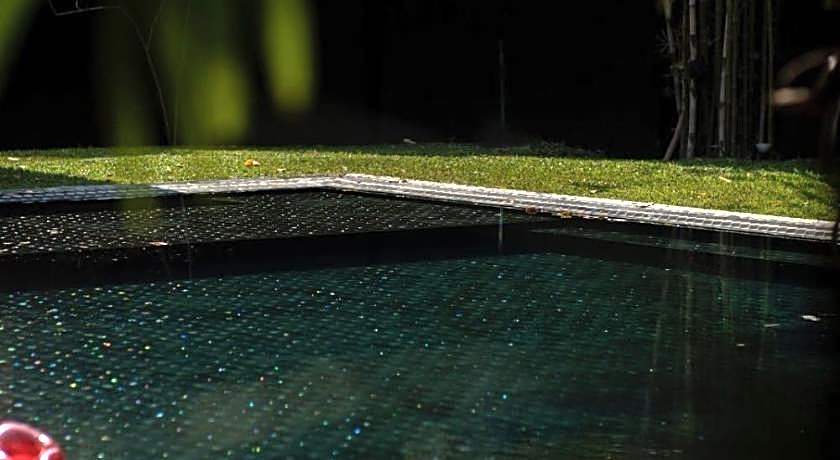 Chandra Residence, luxury, warmth and playfulness!