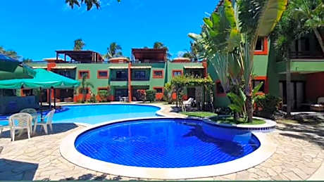 Triplex Chalé Flora - Praia da Pipa Centro