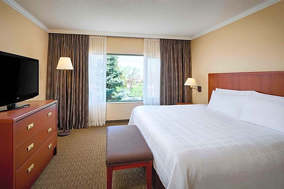 Best Western Plus Lamplighter Inn & Conference Centre