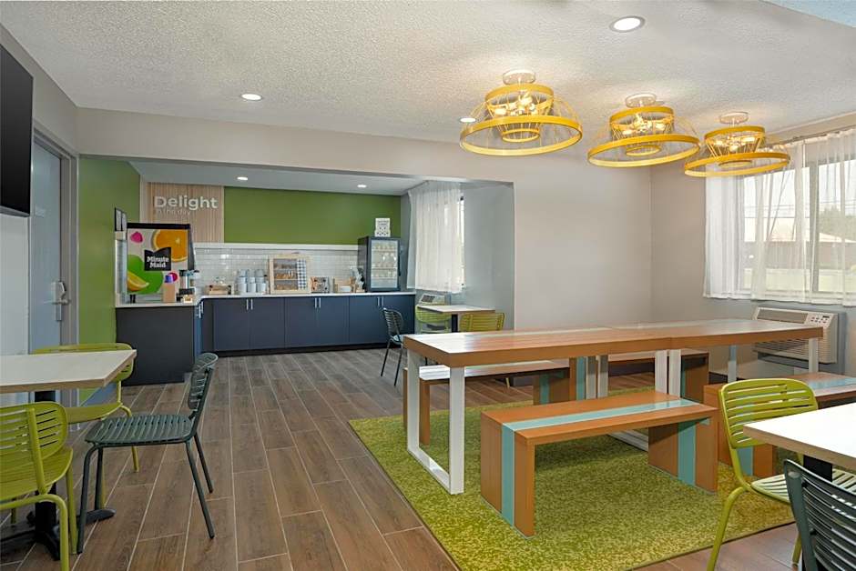 Spark by Hilton Carlisle South