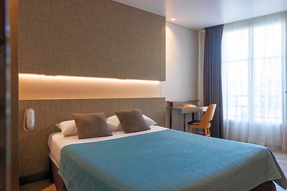 Central Hotel Paris
