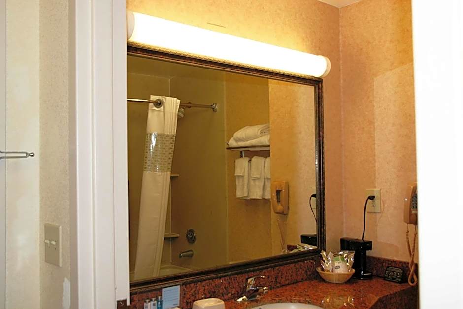 Hampton Inn By Hilton Canton