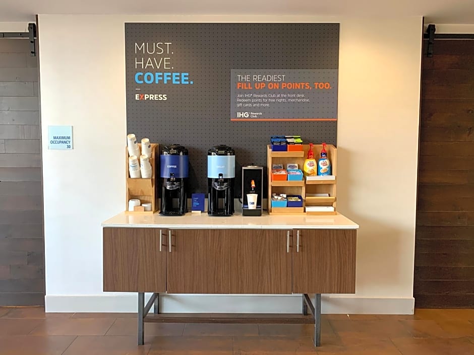Holiday Inn Express & Suites Moore By IHG