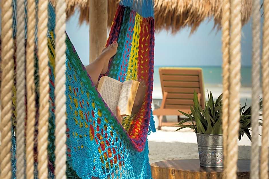 Ser Casasandra Boutique Hotel                                                                    