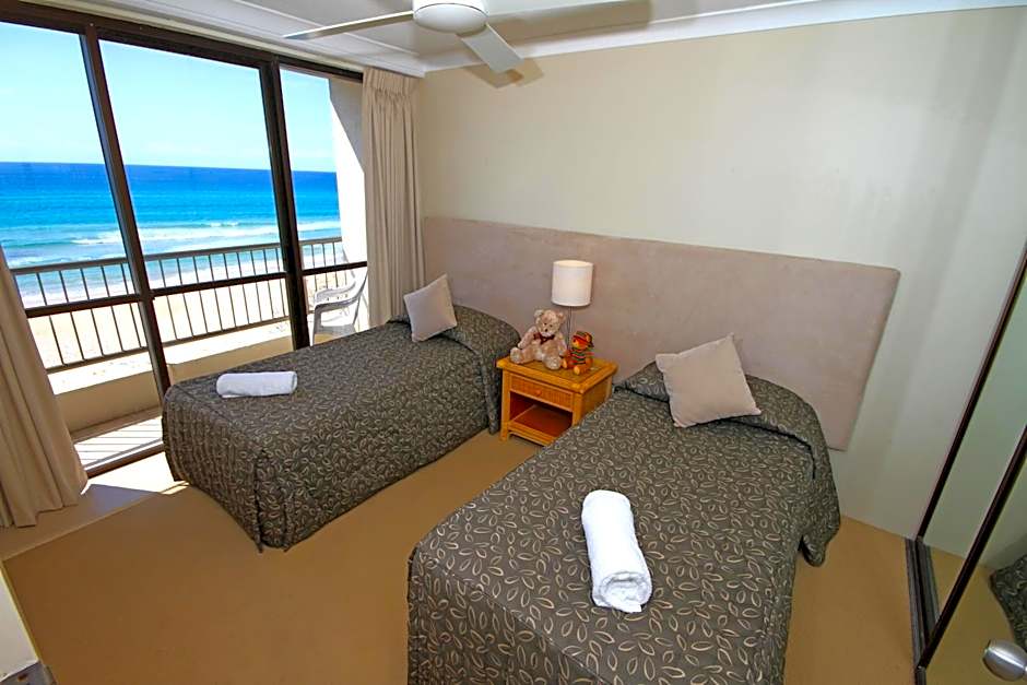 San Simeon Beachfront Apartments Tugun