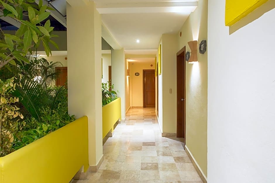 Hotel Los Itzaes