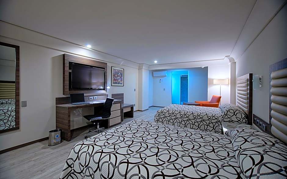 Econo Express Hotel