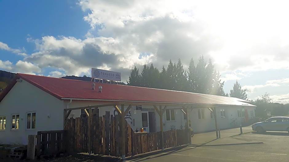 Tehúsið Hostel & Guesthouse