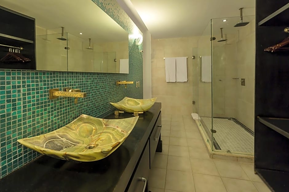 In Fashion Hotel & Spa - Adults Only