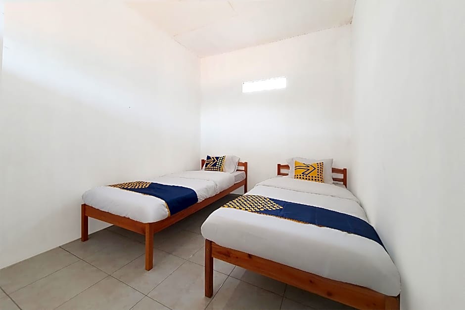 SPOT ON 2726 Kopo 355