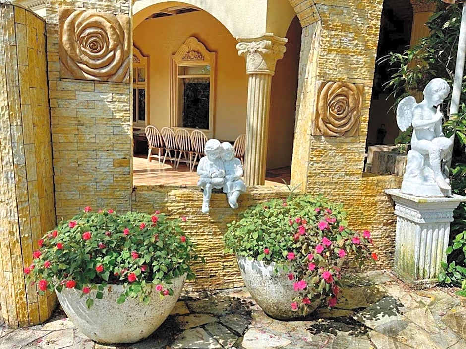 Xin Yuan My Dream Castle