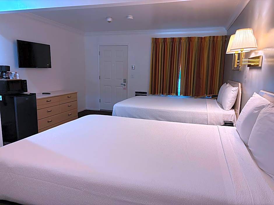 Lark Motel Willits