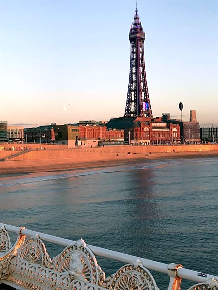 The Wellington House Hotel