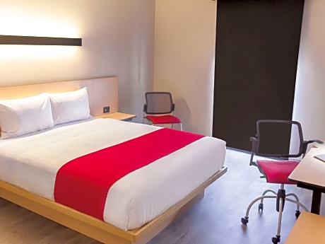 ONE QUEEN BED