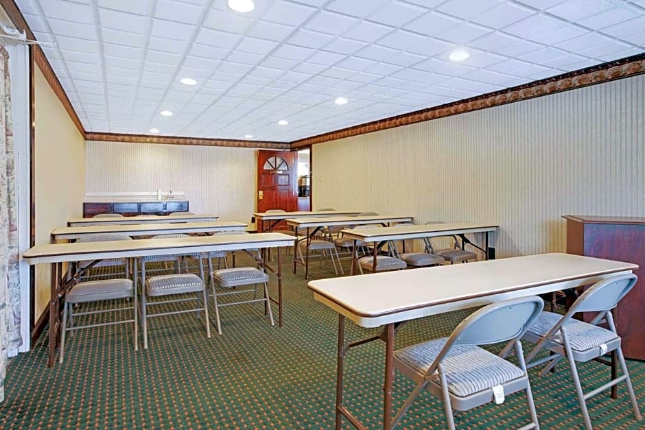 Knights Inn Mount Laurel