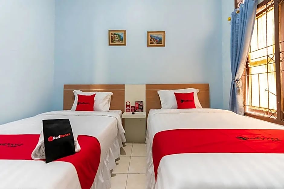 RedDoorz @ Pengayoman Panakkukang 3