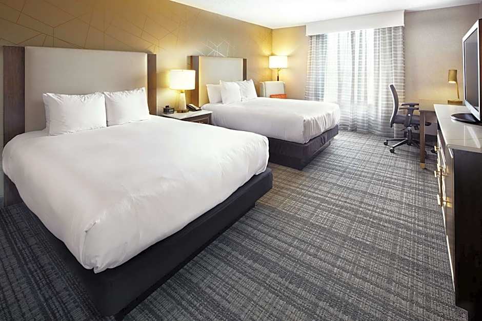 DoubleTree By Hilton Hotel Dallas Near The Galleria