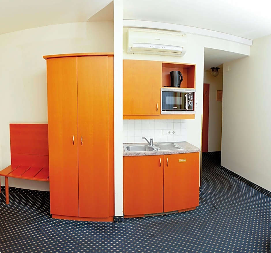 Suite Hotel 900 m zur Oper