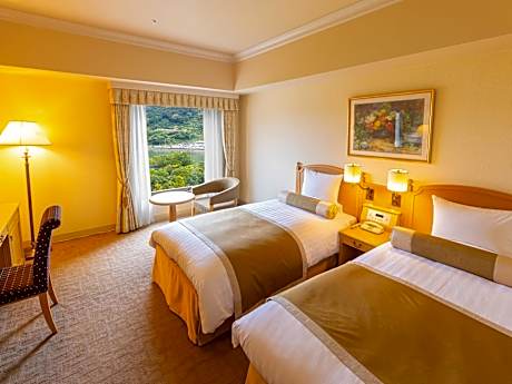 [Advance payment] Superior Twin Room Station View