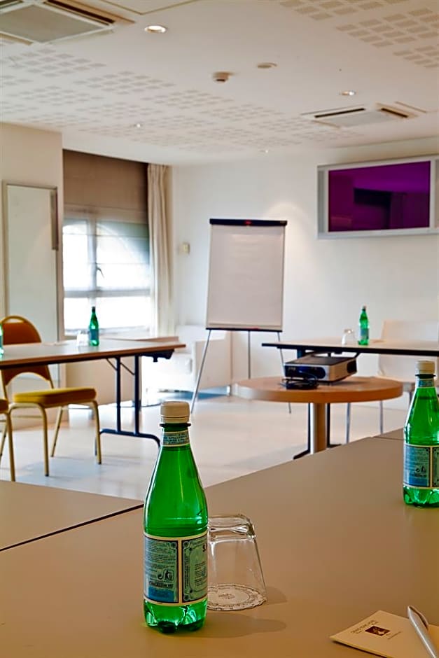 Maisons du Monde Hotel & Suites - Marseille Vieux Port