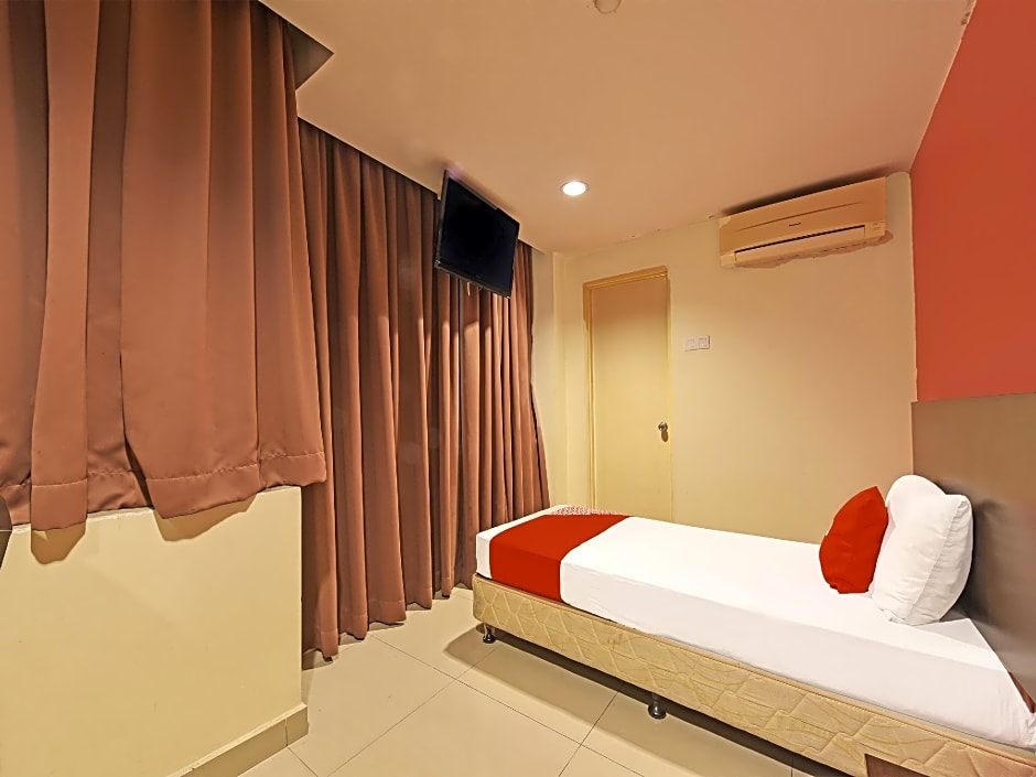 OYO 90669 My Hotel Vistana